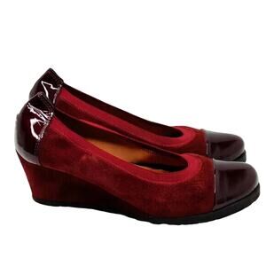 Burgundy Suede Cap Toe Wedge Heel Sz 7